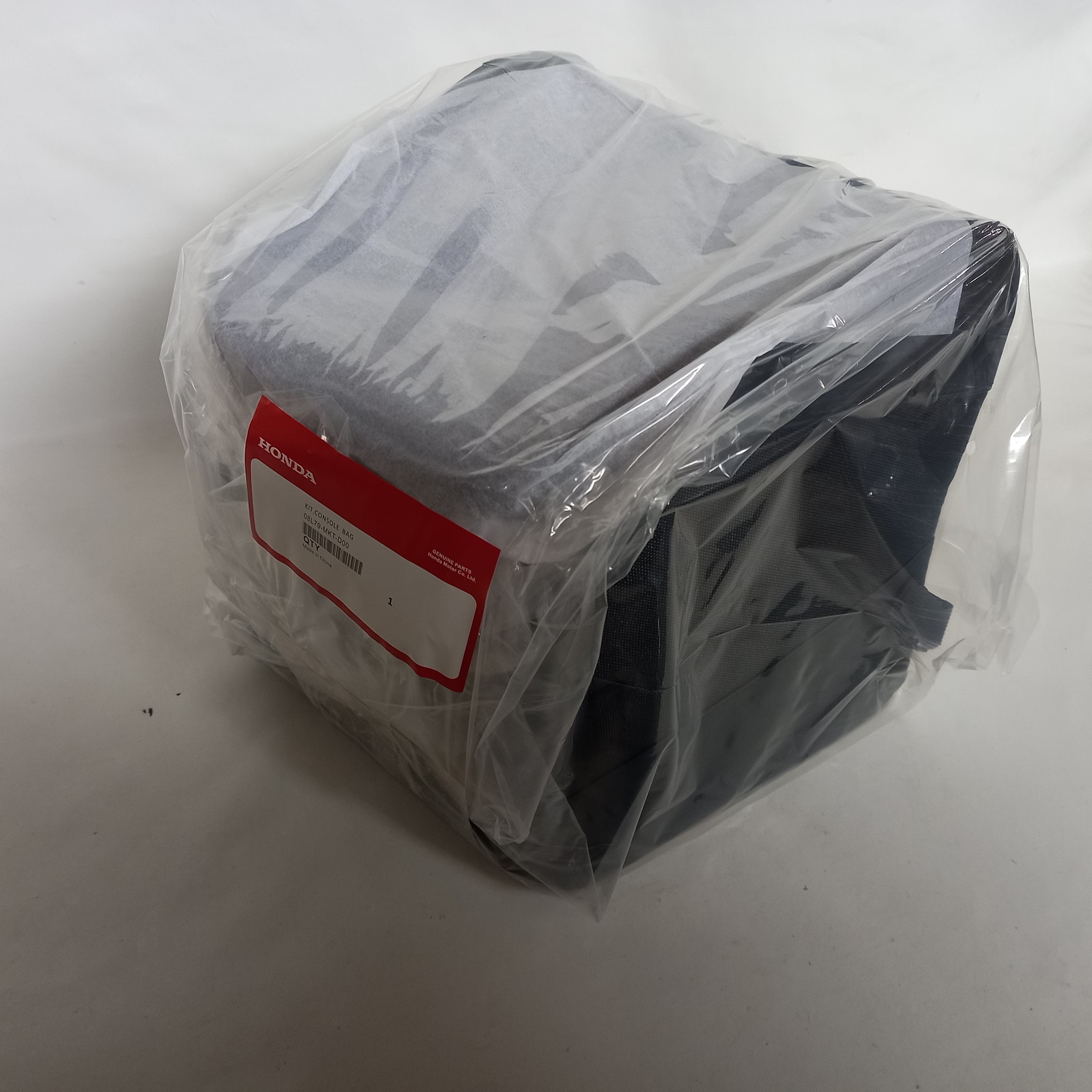 Picture of KIT,CONSOLE BAG    08L79-MKT-D00